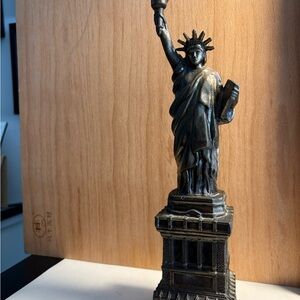 Elegant Bronze Statue of Liberty Figurine